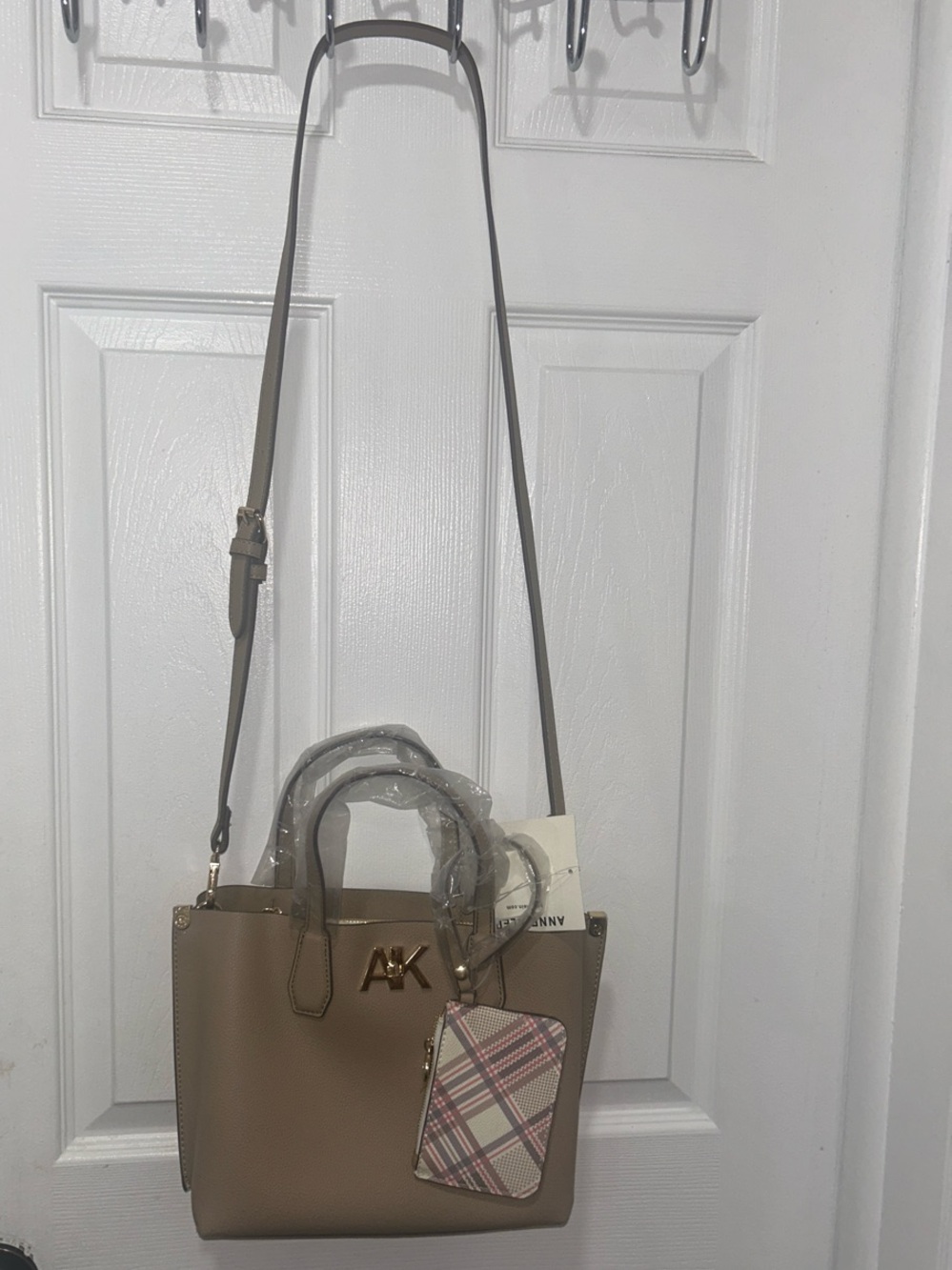 -Anne Klein “Montana.” NWT Stone color. AKH4518. W/ coin purse.